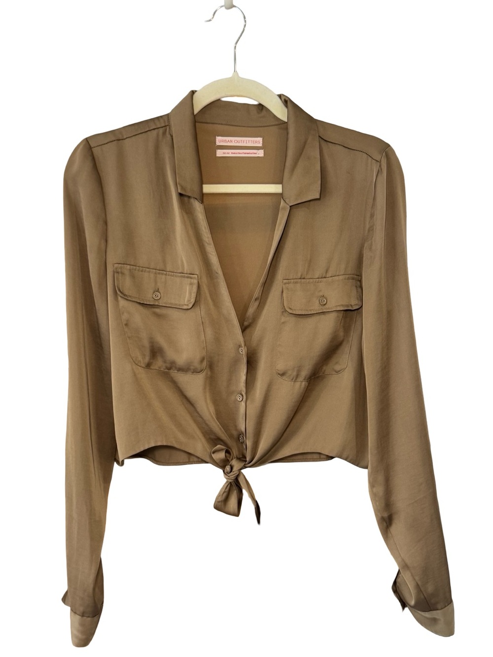 ✨🕊️ Urban Outfitters Cropped Tie-Front Button Shirt 🕊️✨
